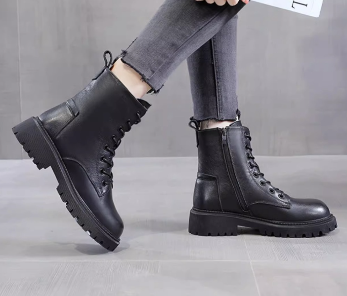 Delphine Black Leather Winter Boots
