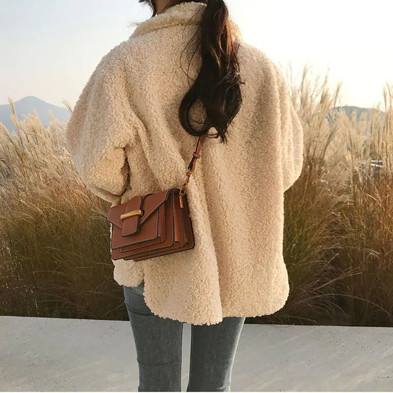 Women’s Imitation Lamb Wool Jacket – Cozy & Chic Winter Outerwear