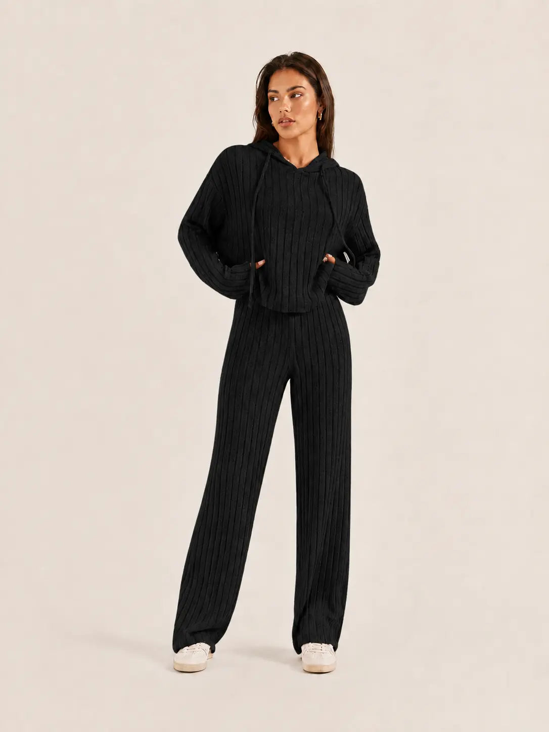 LÁVINE™ Hooded Loungewear Set for Women – 2 Piece Outfit LÁVINE™