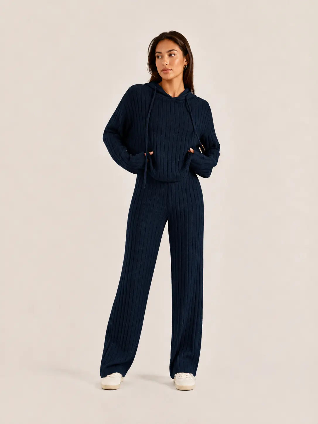 LÁVINE™ Hooded Loungewear Set for Women – 2 Piece Outfit LÁVINE™