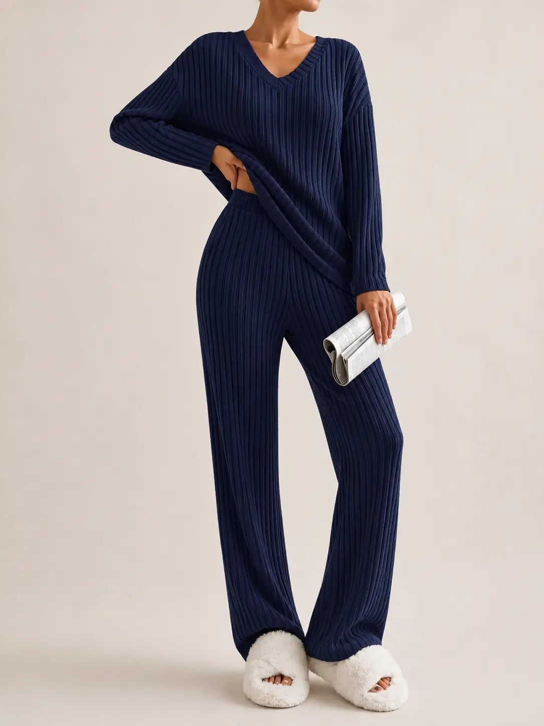 Ribbed Knit Lounge Set – LÁVINE™ Cozy Two-Piece Outfit for Women LÁVINE™