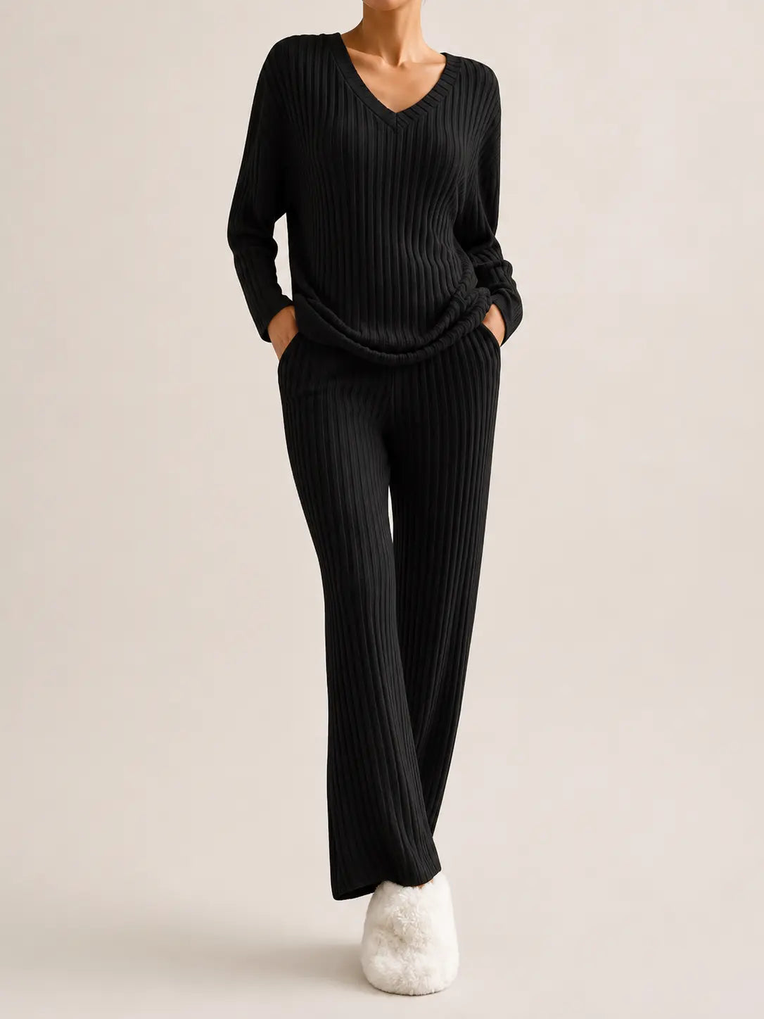 Ribbed Knit Lounge Set – LÁVINE™ Cozy Two-Piece Outfit for Women LÁVINE™