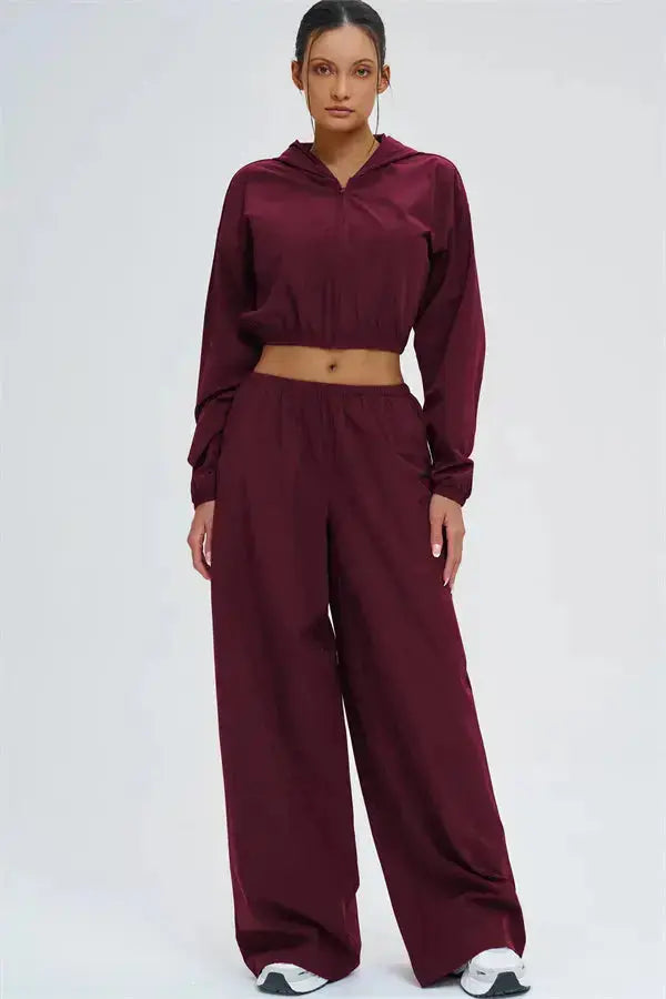The Svelte UV protection Crop Hoodie Sweatpants 2-Piece Set Fitglutes Activewear Gymwear Sportswear & Workout Clothes