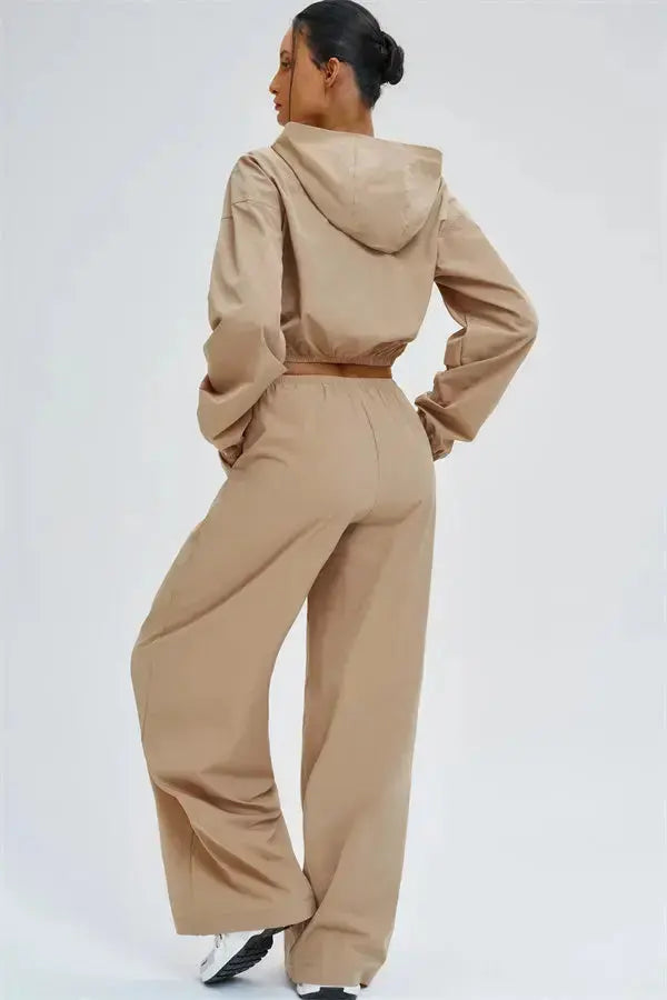 The Svelte UV protection Crop Hoodie Sweatpants 2-Piece Set Fitglutes Activewear Gymwear Sportswear & Workout Clothes