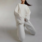 Cozy Two-Piece Fleece Set for Women | Soft Lounge Sweater & Sweatpants