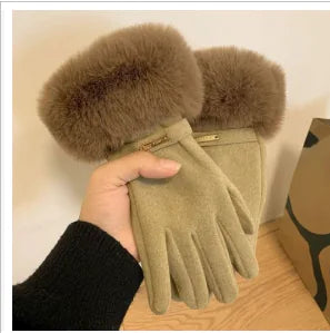 IceQueen Women's Gloves (One Pair)