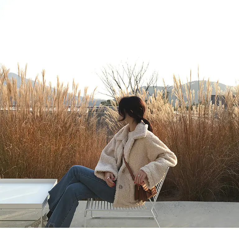 Women’s Imitation Lamb Wool Jacket – Cozy & Chic Winter Outerwear