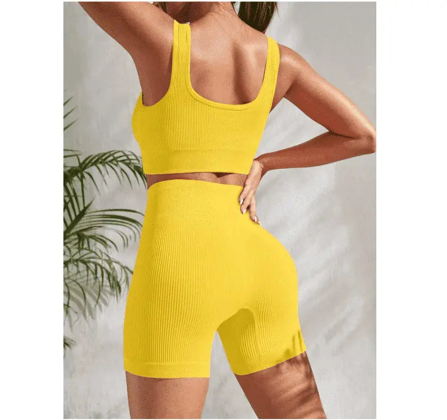 Women’s Flaire™ seamless high waist yoga set from Hypes Inventory, featuring a breathable, fitted activewear outfit for workouts.