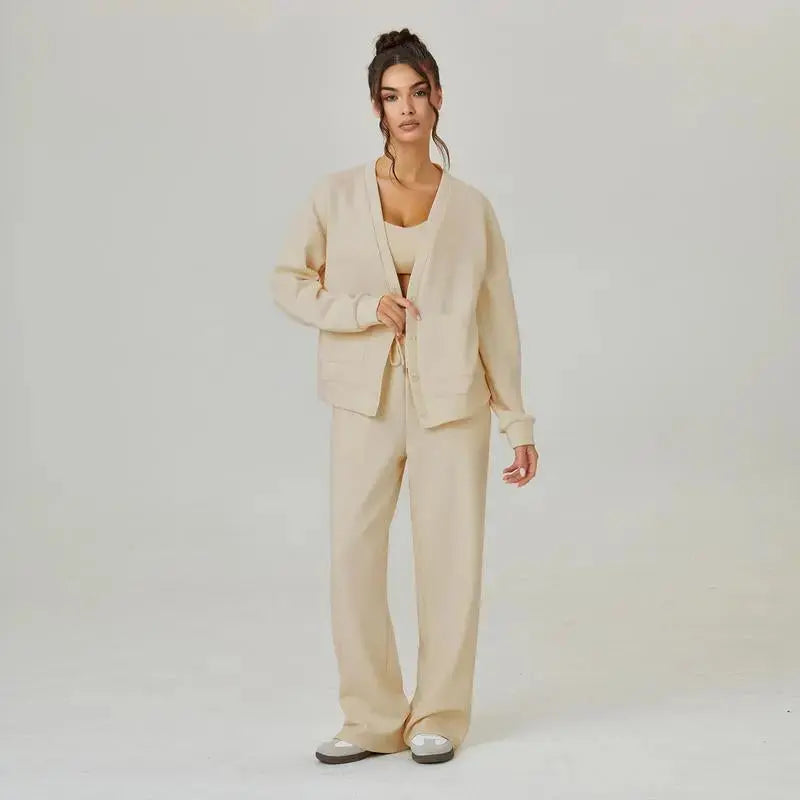 LÁVINE™ women's lounge set with a cozy cardigan and matching pants, perfect for relaxed, casual wear.