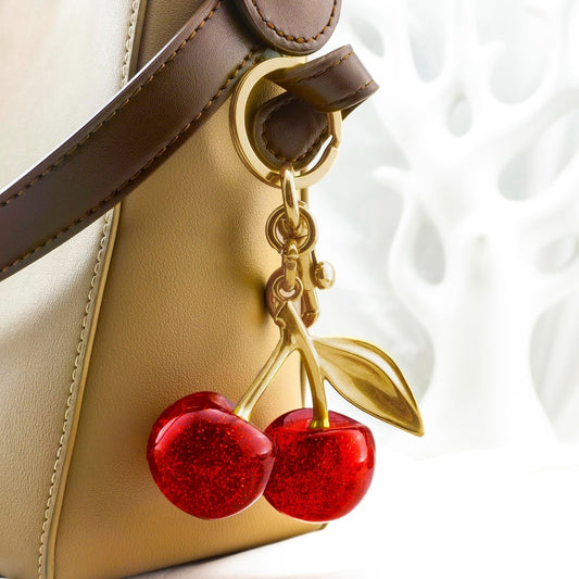 Keychain Cherry Bag Charms Purse，Key Chains Women Cute /Red Apple