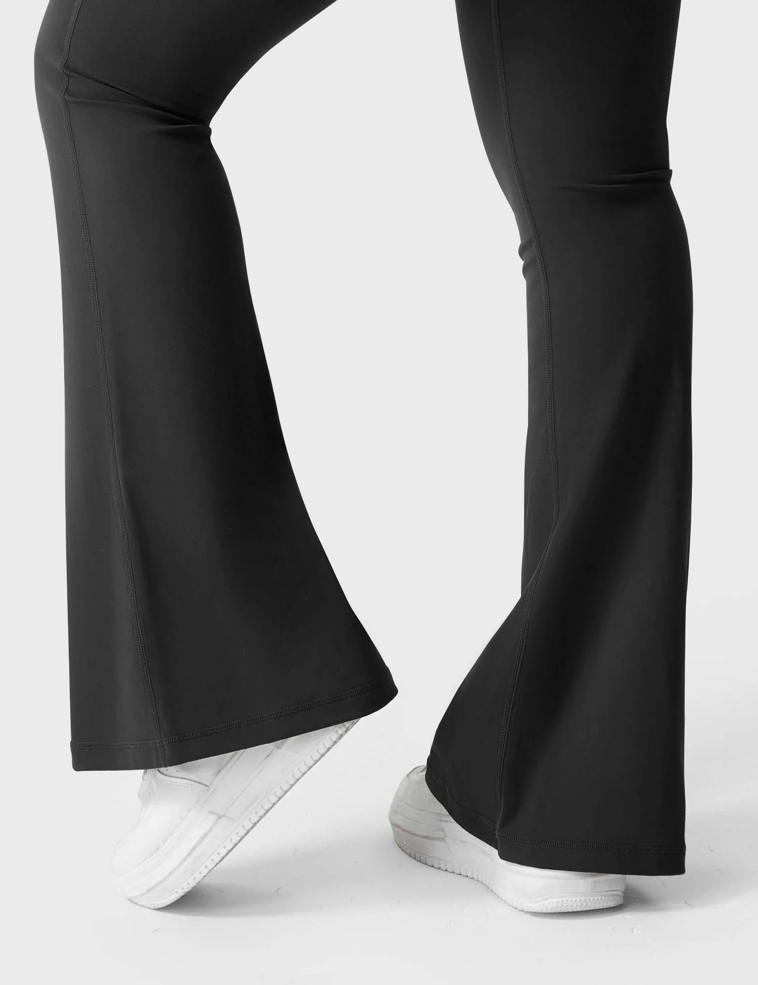 Women's 30" flared yoga pants by Flairé™